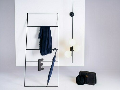 Verifica Aplică BOBLER 2connect neagră – 3 abajururi opal, 3x E27, înălțime 150 cm