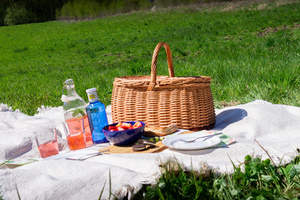 Picnic / coș de cumpărături din răchită închis - eco - realizat manual small 0