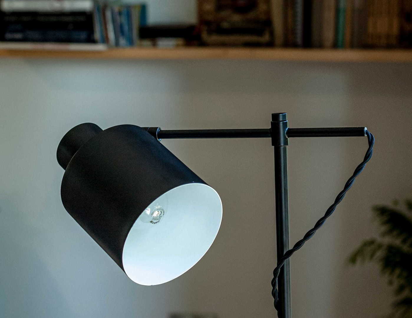 Spectacol Lampa de birou Max Light Black T0025 negru metal E27 55 cm Lampa de birou Max Light Black T0025 negru metal E27 55 cm