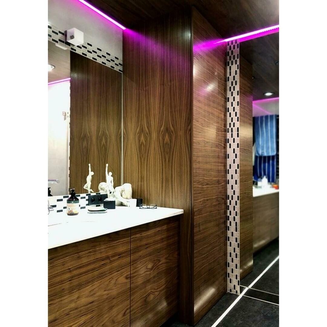 Afişa LED profil larg SILER Alb lăcuit RAL9010 2m LED profil larg SILER Alb lăcuit RAL9010 2m