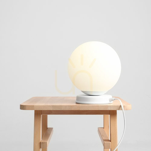 Verifica Lampă de birou Aldex Ball White M glob de sticlă 20 cm E27 1076B_M