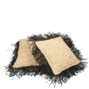 Față de pernă din rafie The Raffia 60x60 cm, naturală cu franjuri negre small 2