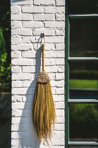 Mătură de rafie - Natural 2 Mătură de rafie - Natural small 2