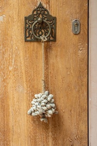 Coajă gri Tassel small 1