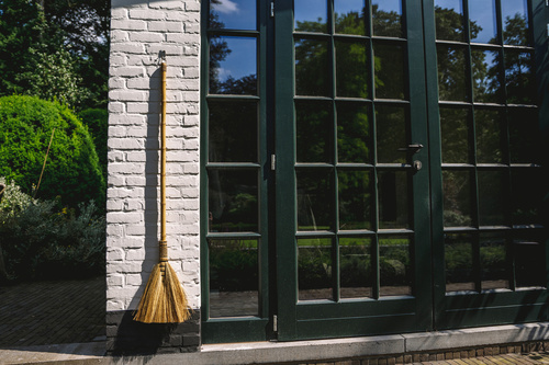 Verifica Mătură decorativă Bazar Bizar The Big Broom Natural JAAT011N