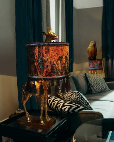 Verifica Lampă decorativă Las Plumas Antonio – girafă aurie, E27, 70 cm
