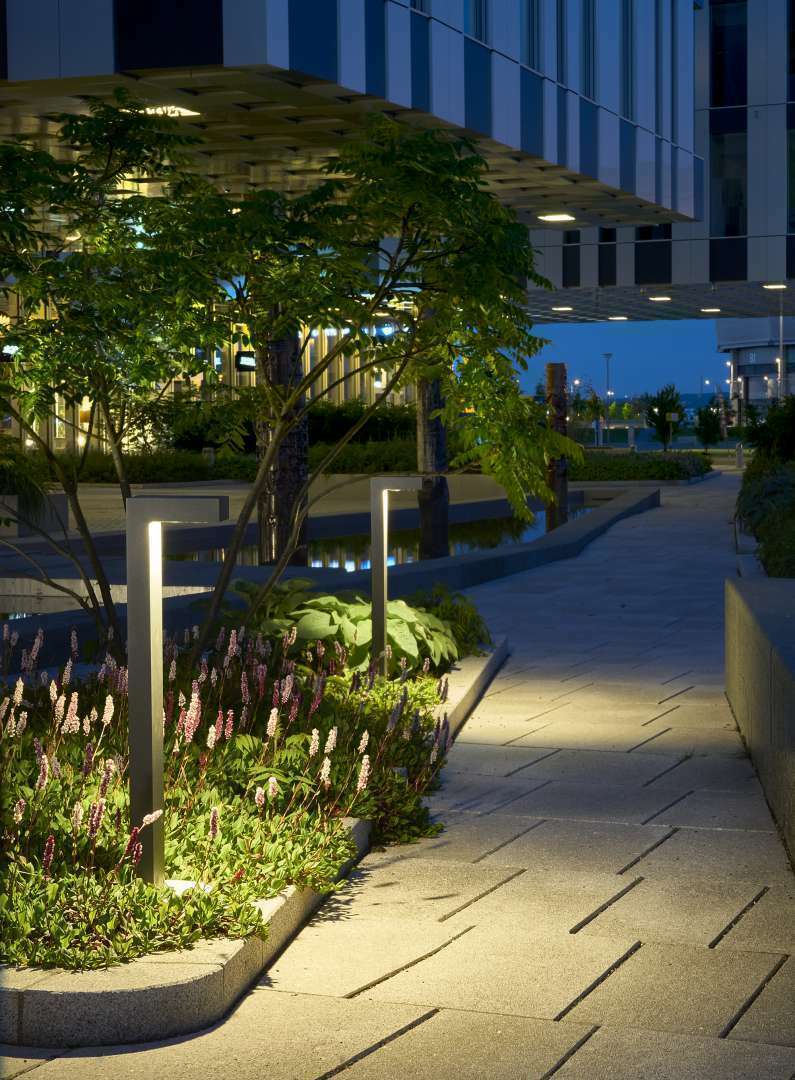 Afişa Lampa postala exterior NORLYS Asker Pro 1318GR LED negru 85 cm 7,7W IP65 Lampa postala exterior NORLYS Asker Pro 1318GR LED negru 85 cm 7,7W IP65
