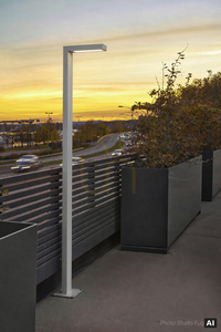 Stâlp de iluminat integrat pentru grădină NORLYS Asker Pole Pro 1368AL aluminiu LED 8,6 W 3000 K 216 cm small 3