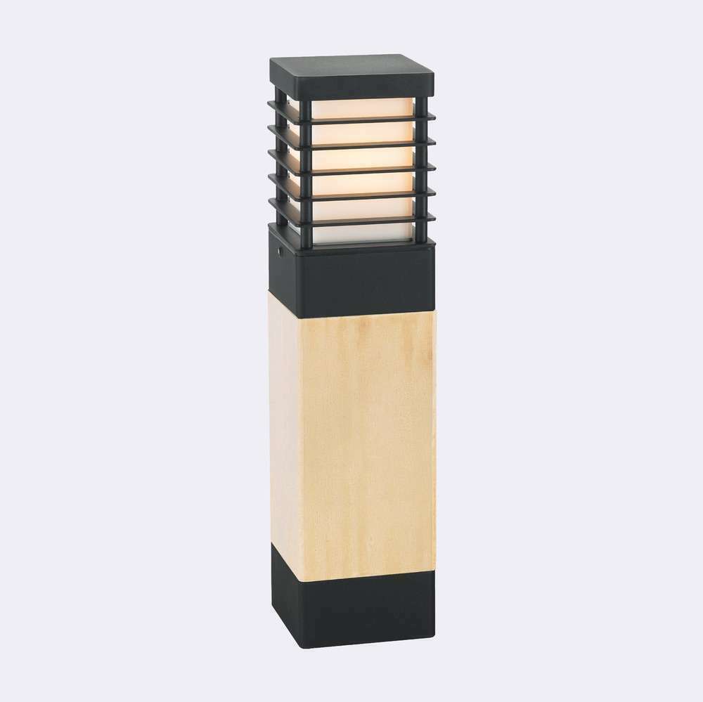 Afişa Halmstad 1410 Negru E27 Led 9W 85Cm Halmstad 1410 Negru E27 Led 9W 85Cm