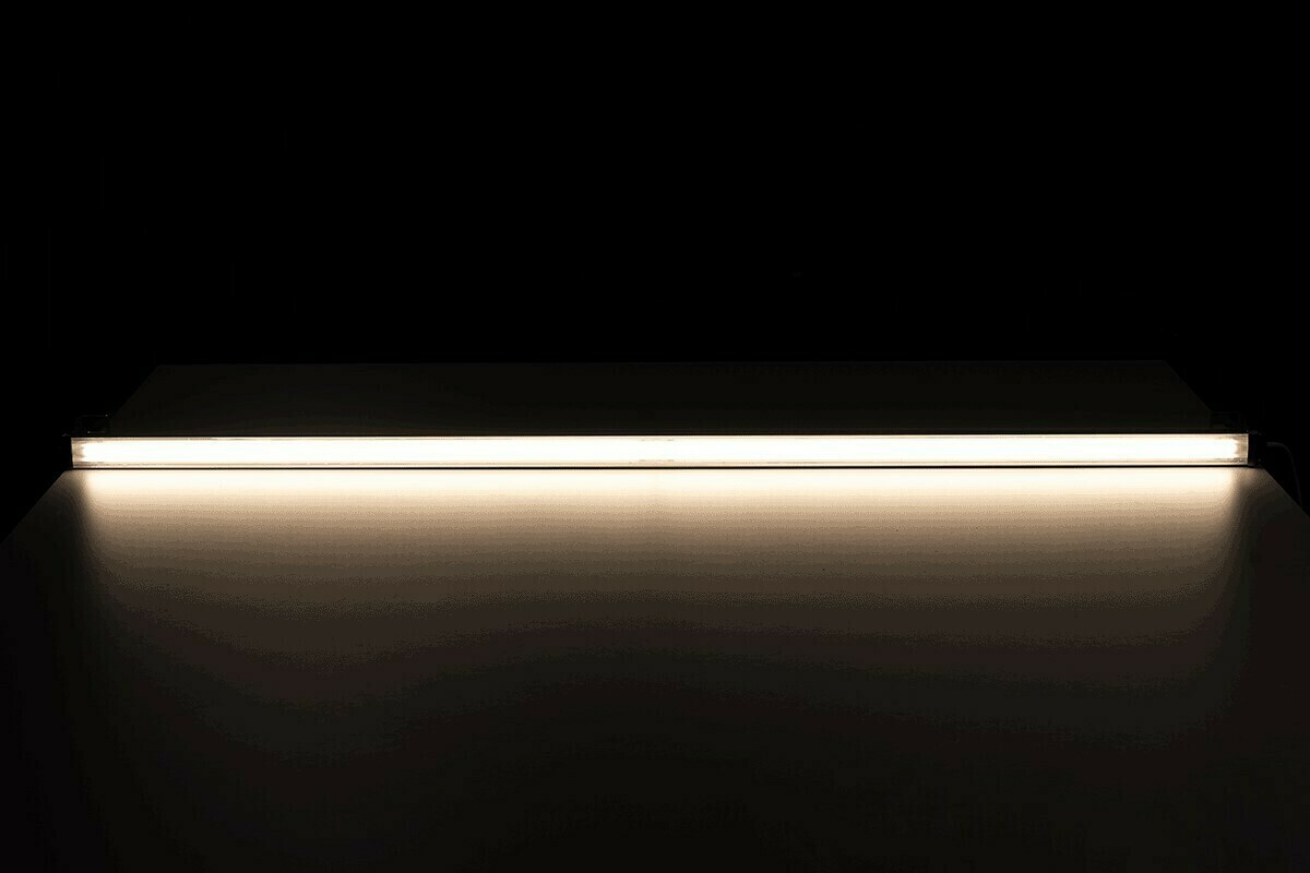 Spectacol SlimLight 80W reglabil 18-80W 4K D01 SlimLight 80W reglabil 18-80W 4K D01