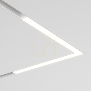 Lampă de șină BASIS ANGLE TR042-4-24W3K-WW-DS-W Maytoni small 0