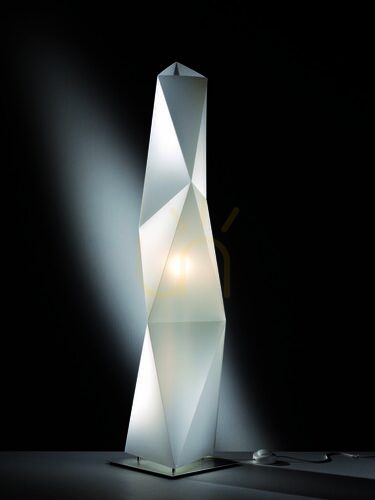Verifica Slamp Diamond Lampă de podea mare.
