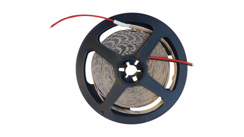 Verifica Bandă LED 120 LED/m 2835 SMD alb cald, impermeabilă, 600 LED, 5m