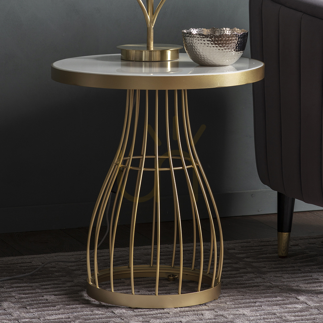 Vedere Masă laterală Gallery Direct Southgate șampanie sticlă metal 50x50x55 cm 5055999255844 Masă laterală Gallery Direct Southgate șampanie sticlă metal 50x50x55 cm 5055999255844