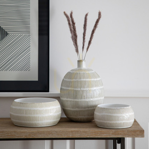 Bol decorativ din gresie Gallery Direct Abelia alb/natural 26x26x12 cm 5059413701542 small 1