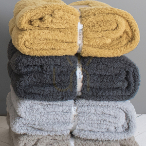 Cuvertură Gallery Direct Teddy Fleece Charcoal 130x180 cm poliester 5055999239790 1 Cuvertură Gallery Direct Teddy Fleece Charcoal 130x180 cm poliester 5055999239790 small 1