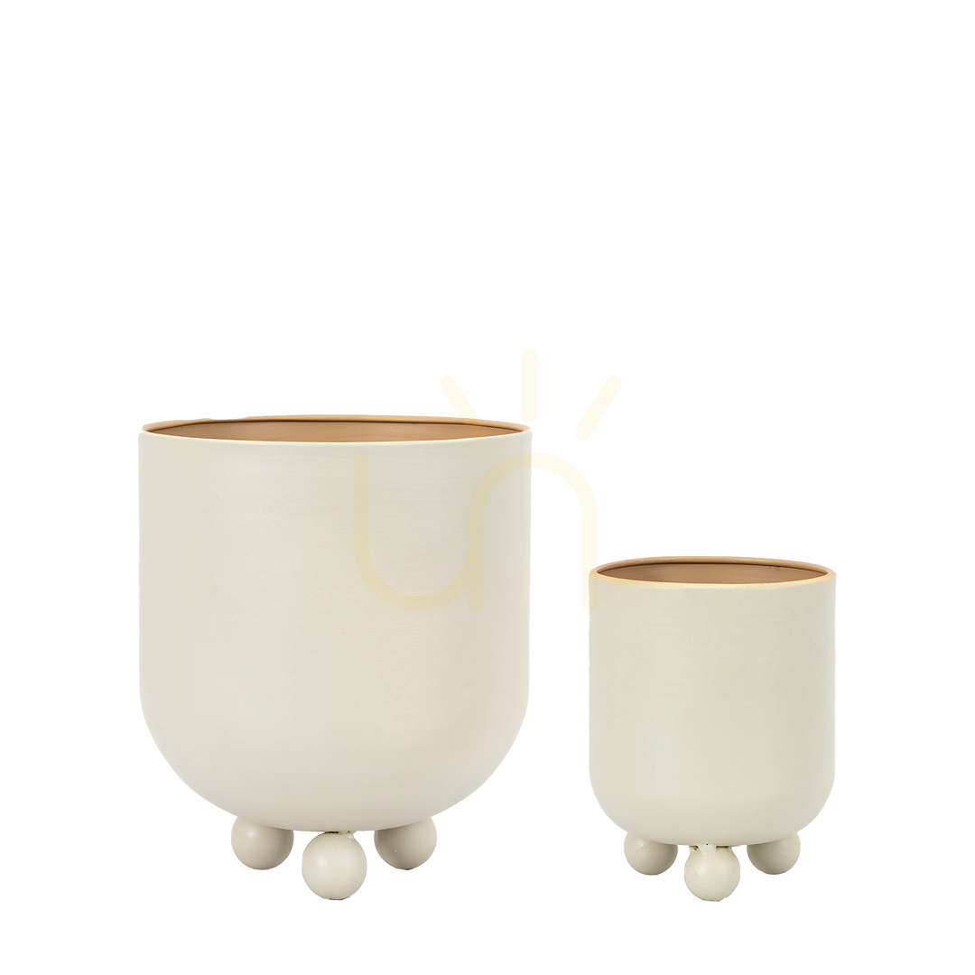 Verifica Set 2 ghivece Gallery Direct Pluto gri din fier 18x18x21 cm 5059413869747 Set 2 ghivece Gallery Direct Pluto gri din fier 18x18x21 cm 5059413869747