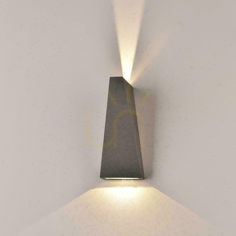 Afişa Lampă de perete V-TAC 4W LED gri IP65 VT-826-G 3000K 450lm. Lampă de perete V-TAC 4W LED gri IP65 VT-826-G 3000K 450lm.