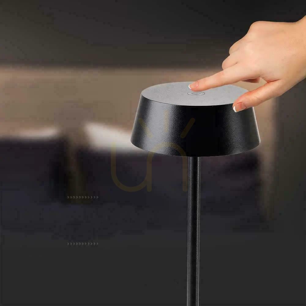 Vedere V-TAC 2W LED Lampă de noptieră IP54 negru VT-7562 3000K 200lm. V-TAC 2W LED Lampă de noptieră IP54 negru VT-7562 3000K 200lm.
