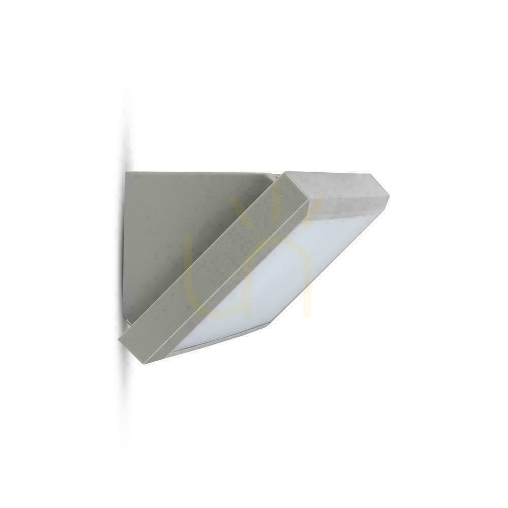 Verifica V-TAC 12W LED Beveled Gray IP65 VT-8054-N 6400K 1250lm Wall Luminaire. V-TAC 12W LED Beveled Gray IP65 VT-8054-N 6400K 1250lm Wall Luminaire.