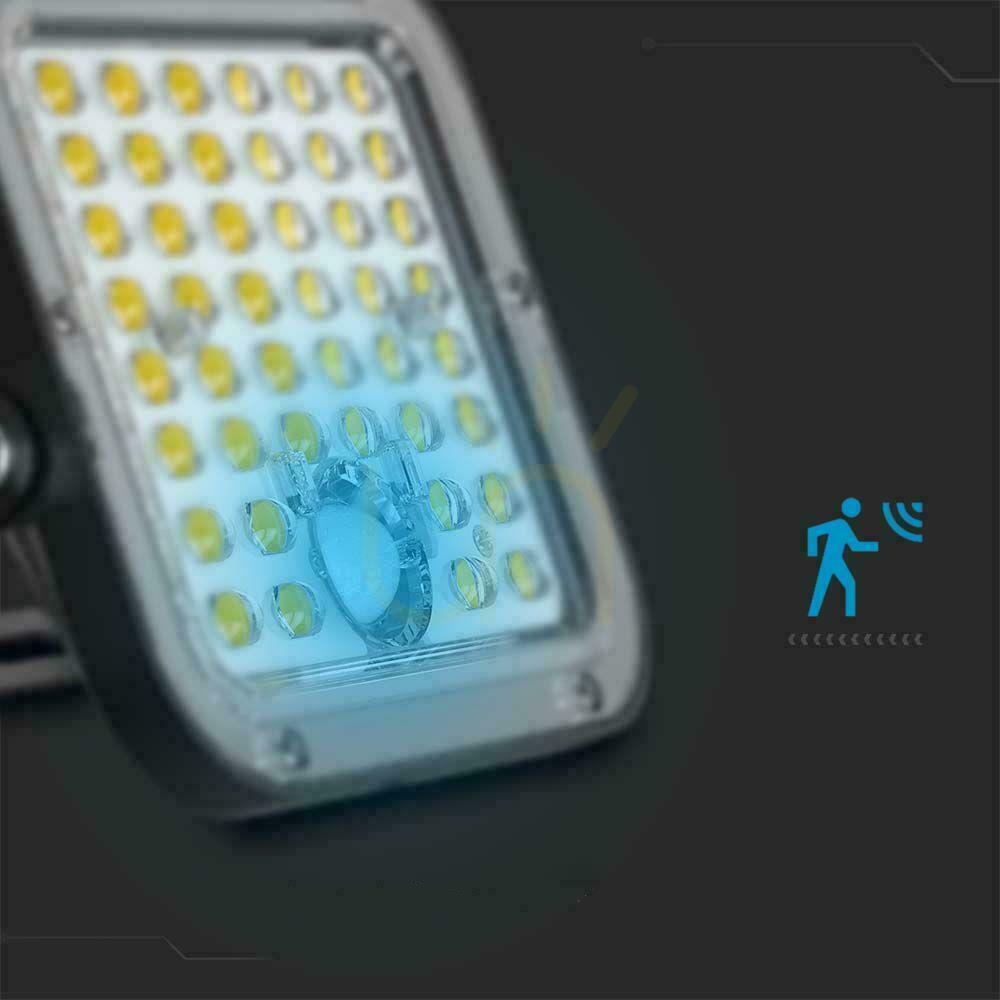 Spectacol V-TAC 30W IP65 Solar LED Proiector, temporizator de la distanță, LiFePo 6.4V 6000mA Negru VT-432 4000K 4800lm 3 ani garanție V-TAC 30W IP65 Solar LED Proiector, temporizator de la distanță, LiFePo 6.4V 6000mA Negru VT-432 4000K 4800lm 3 ani garanție