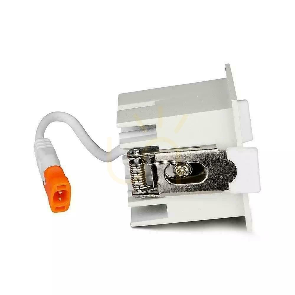 previzualizare V-TAC downlight SAMSUNG CHIP 4W UGR19 CRI90+ 12st VT-2-04 5700K 320lm 5 ani garanție V-TAC downlight SAMSUNG CHIP 4W UGR19 CRI90+ 12st VT-2-04 5700K 320lm 5 ani garanție
