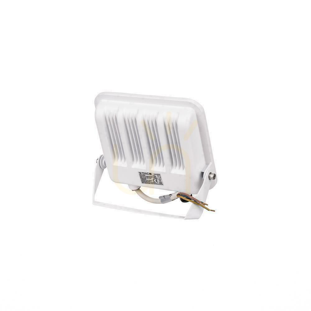 Vedere V-TAC 50W SAMSUNG CHIP PRO-S alb VT-44055 4000K 4270lm LED proiector 5 ani garanție V-TAC 50W SAMSUNG CHIP PRO-S alb VT-44055 4000K 4270lm LED proiector 5 ani garanție