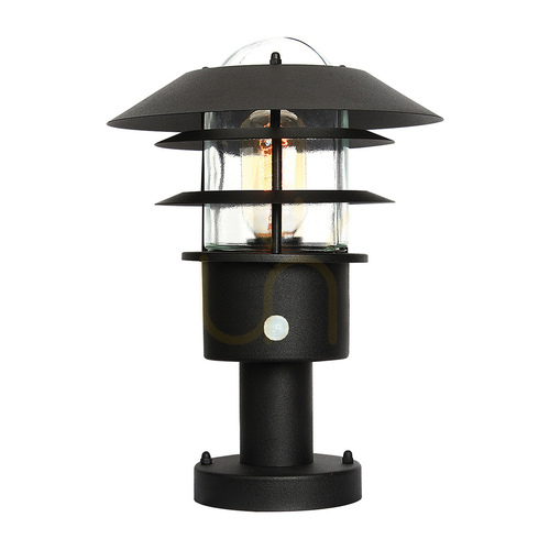 Verifica Lanternă pe piedestal cu senzor PIR Helsingor - 1 sursă de lumină - Negru Elstead