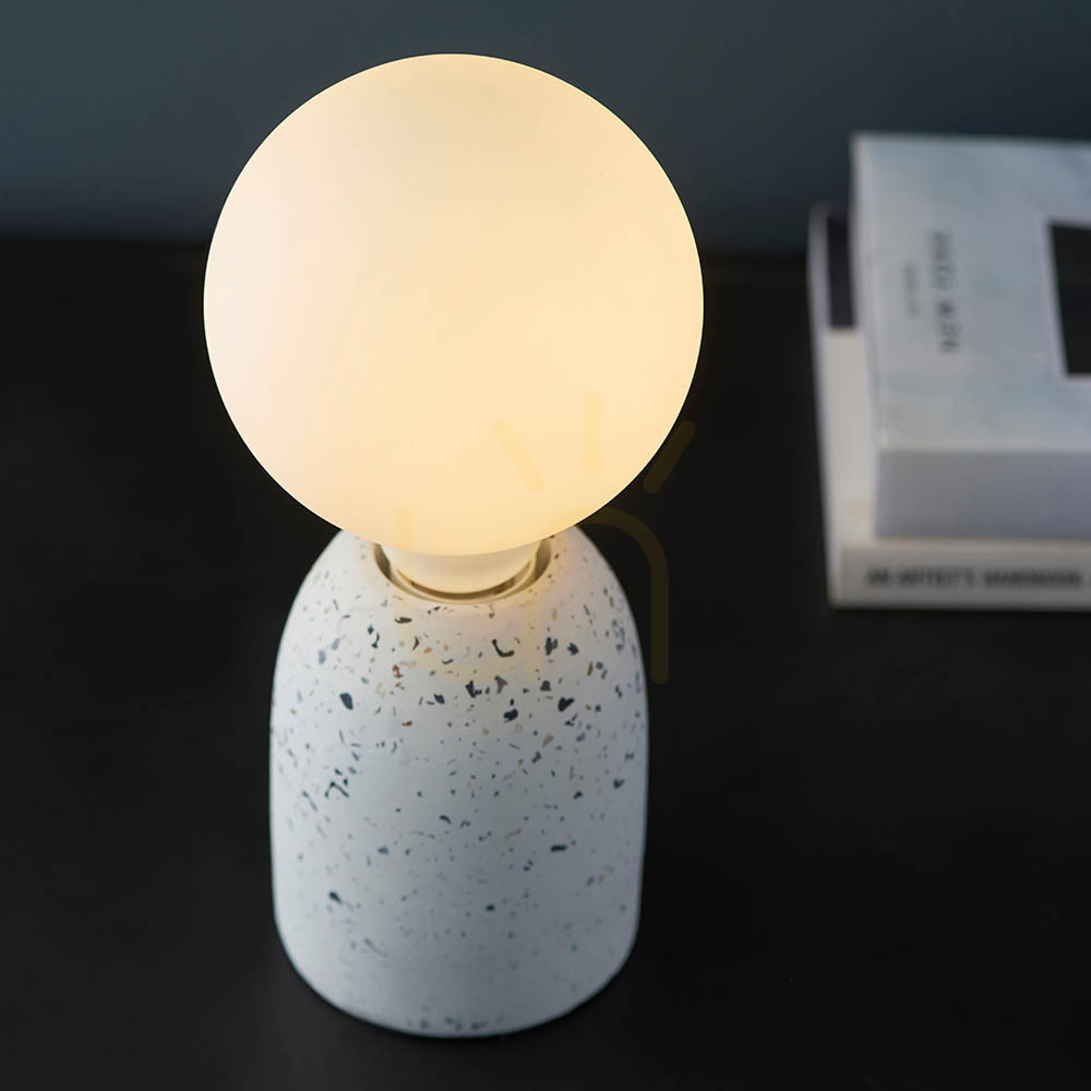 Afişa Bec LED Endon Opaline dimabil E27 12 W 3000 K sticlă opală 125 mm Bec LED Endon Opaline dimabil E27 12 W 3000 K sticlă opală 125 mm