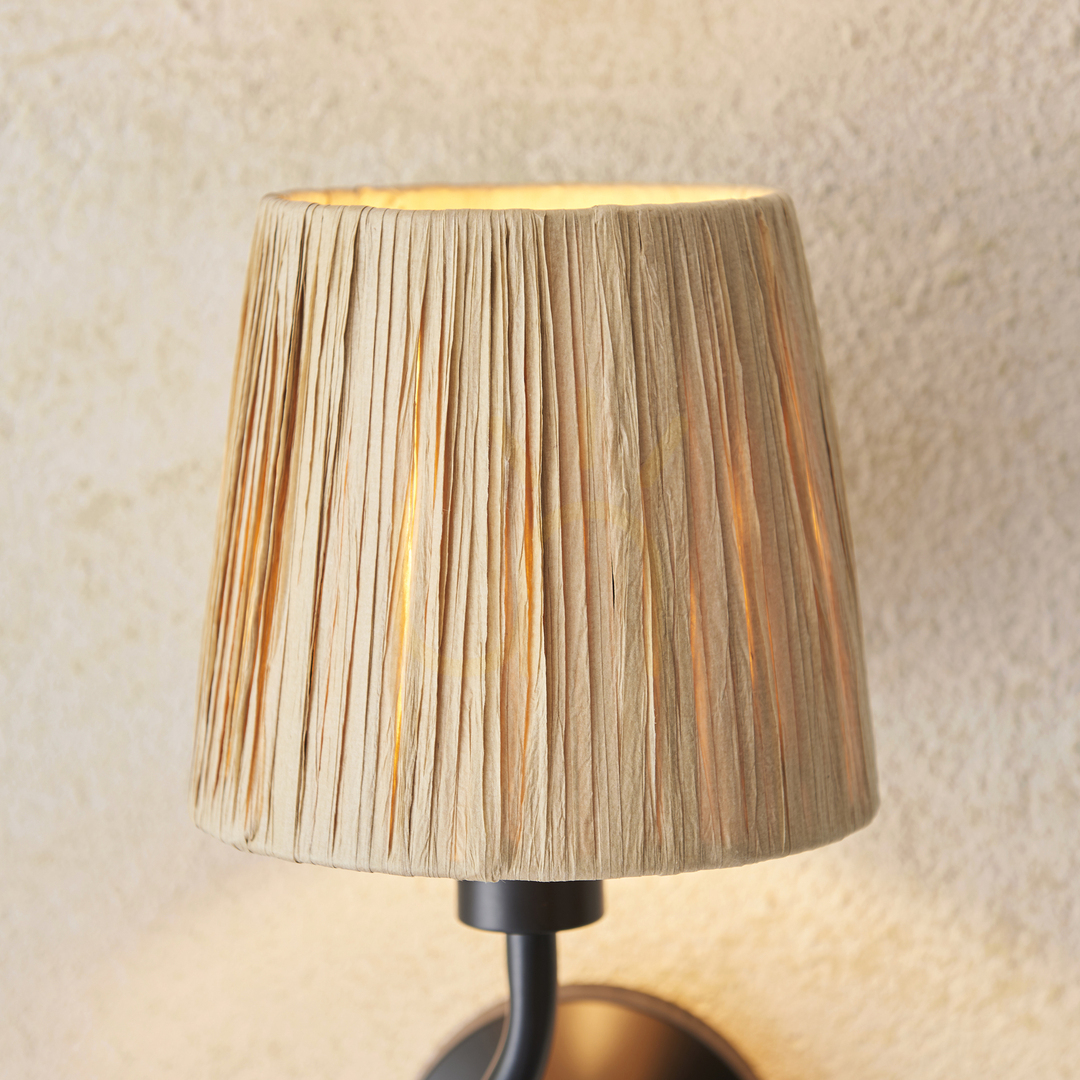 Spectacol Lampă de perete Endon Wriggle neagră, fibră naturală, E14, dimabilă Lampă de perete Endon Wriggle neagră, fibră naturală, E14, dimabilă
