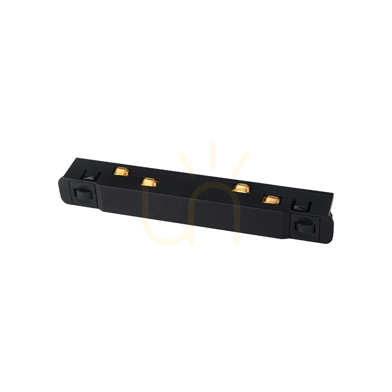 Verifica Adaptor 143*18*17mm Culoare negru ZAMBELIS Adaptor 143*18*17mm Culoare negru ZAMBELIS