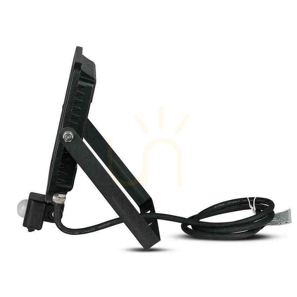 previzualizare V-TAC 50W SAMSUNG CHIP LED proiector senzor de mișcare funcție cut-OFF negru VT-50-S-B 6400K 4000lm 5 ani garanție V-TAC 50W SAMSUNG CHIP LED proiector senzor de mișcare funcție cut-OFF negru VT-50-S-B 6400K 4000lm 5 ani garanție