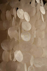 Abajur din scoici capiz Bazar Bizar Moonlit Whispers Natural M 40 × 40 × 85 cm small 2