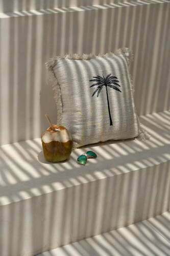 Verifica Husă pernă decorativă Gili Palm negru natural 50x50 cm