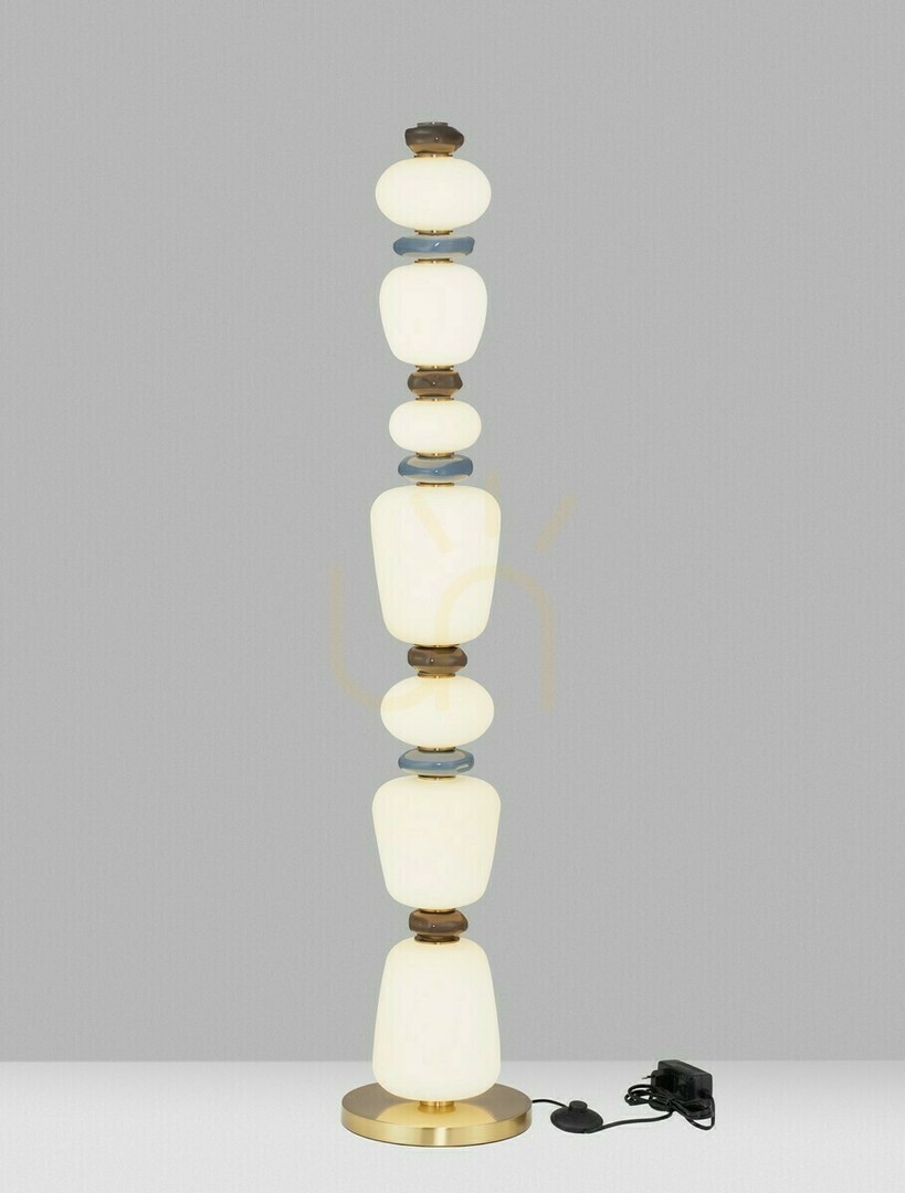Vedere FELANZO Luces Exclusivas Lampă de podea LE45245. FELANZO Luces Exclusivas Lampă de podea LE45245.