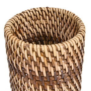 Suport pentru periuțe Bazar Bizar Colonial, ratan împletit, maro natural, 9x9x12 cm small 4