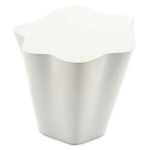 Măsuță auxiliară FIOR, 49 cm, gri-bej, lucioasă, cu forme rotunjite, de la Nova Nook 0 Măsuță auxiliară FIOR, 49 cm, gri-bej, lucioasă, cu forme rotunjite, de la Nova Nook small 0