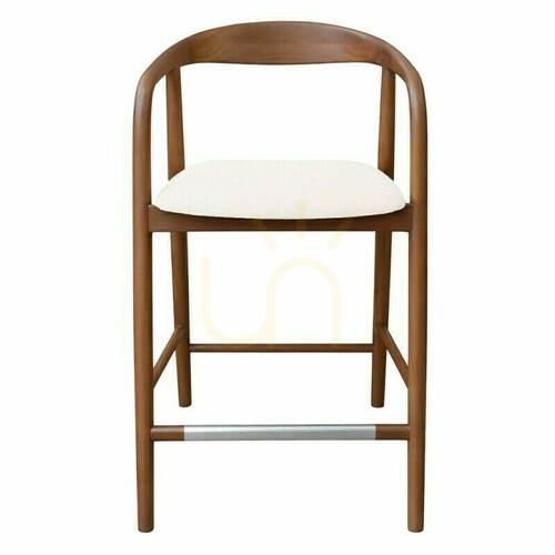 Verifica UDVIKA STOOL 2.0 – un scaun din lemn cu forme rotunjite, nuanțe de nuc și crem, din colecția Nova Nook