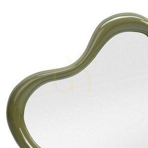 Oglinda de perete IZZY, de formă neregulată, verde deschis, lucioasă, de la Nova Nook small 4