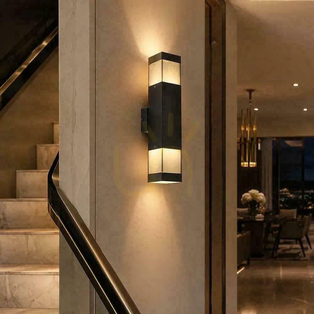 Verifica Corp de iluminat exterior cu montare pe perete V-TAC LED 2xGU10 negru IP44, model VT-10187, garanție de 3 ani Corp de iluminat exterior cu montare pe perete V-TAC LED 2xGU10 negru IP44, model VT-10187, garanție de 3 ani