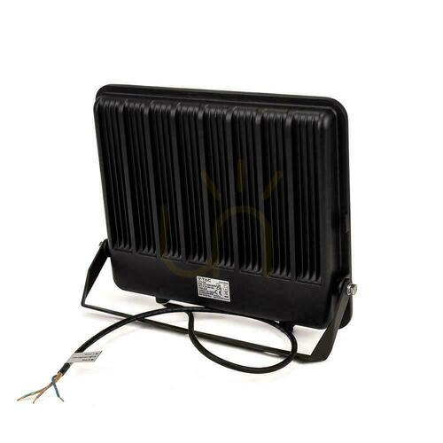 Verifica Proiector LED V-TAC cu cip CREE de 200 W, 185 lm/W, negru, VT-44205, 4000 K, 37.000 lm, garanție de 6 ani