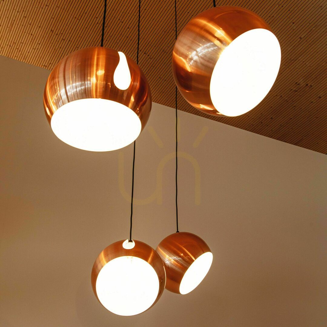 Spectacol Lustră s.luce Ball aurie rotundă metal 30 cm E27 dimmabilă Lustră s.luce Ball aurie rotundă metal 30 cm E27 dimmabilă