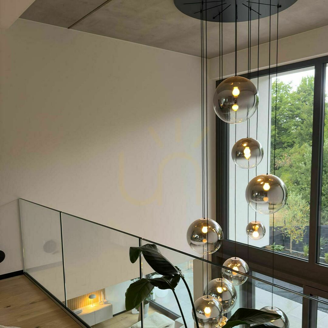 Vedere Lustră s.luce Orb aurie din sticlă și metal, 8 brațe, E27, rotundă Lustră s.luce Orb aurie din sticlă și metal, 8 brațe, E27, rotundă