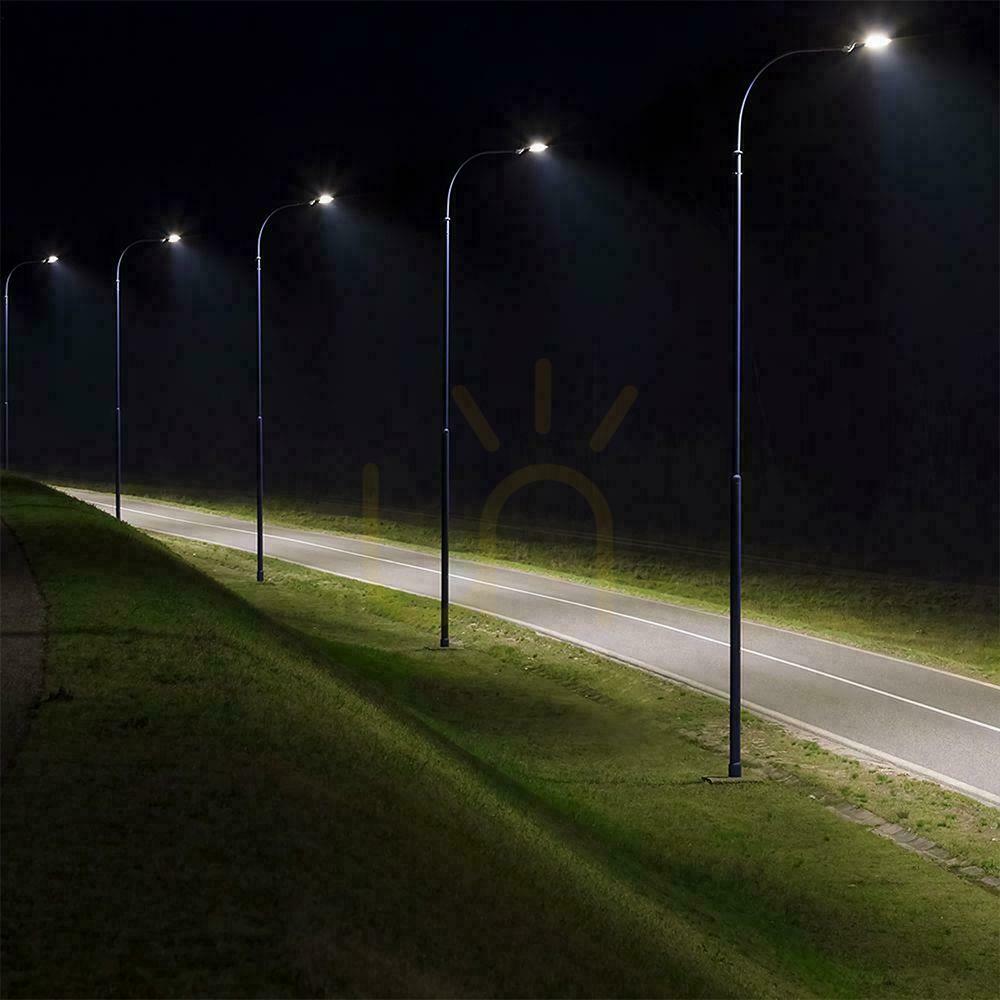 Afişa Lampă stradală cu LED V-TAC cu cip CREE, cu funcție de reglare a intensității luminoase, 50 W, VT-55ST, 6500 K, 4700 lm, garanție de 6 ani Lampă stradală cu LED V-TAC cu cip CREE, cu funcție de reglare a intensității luminoase, 50 W, VT-55ST, 6500 K, 4700 lm, garanție de 6 ani