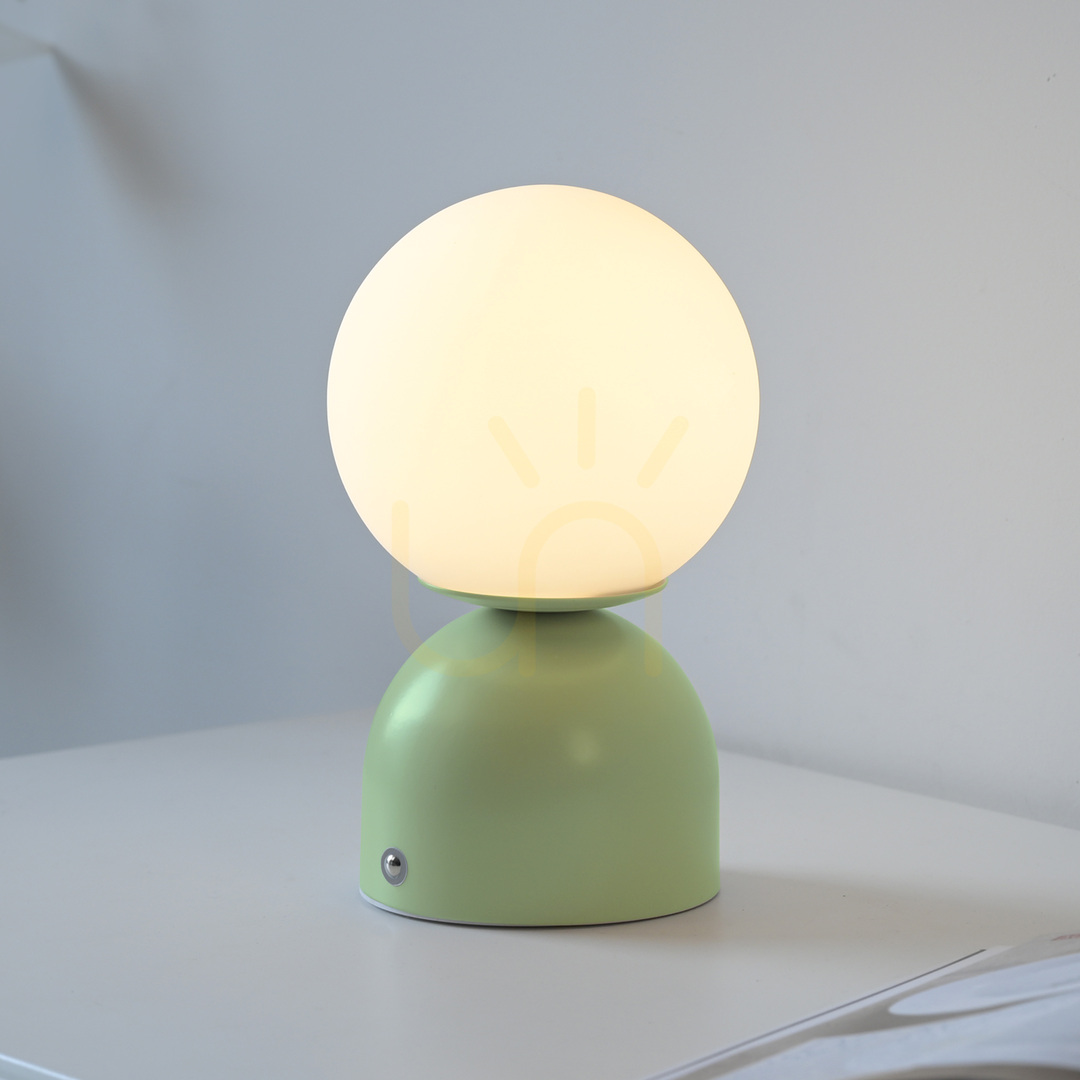 Verifica Lampa de masă RUDI 19218-43, verde, cu 1 LED Lampa de masă RUDI 19218-43, verde, cu 1 LED