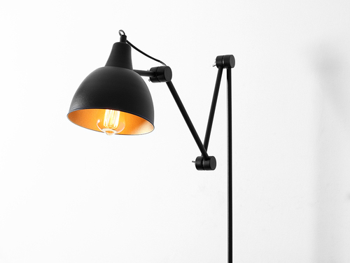 Verifica Lampă de perete CustomForm Coben Wall neagră 150 cm cu interior auriu al abajurului
