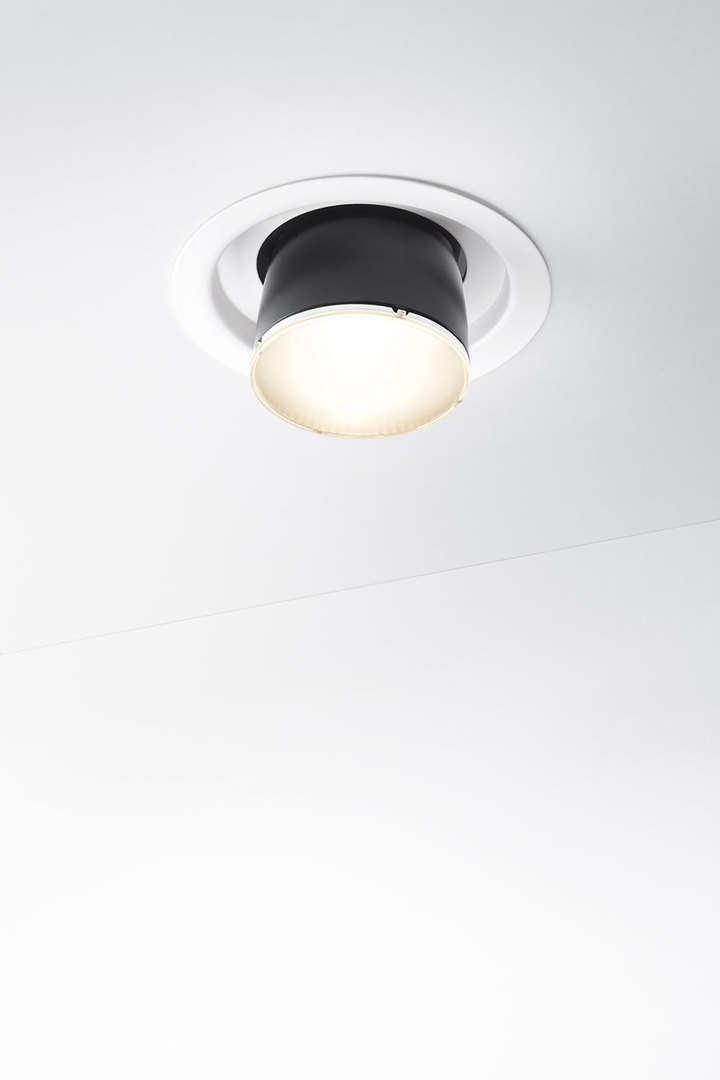 Verifica Lampa suspendată Fabbian Claque F43 20W 30cm - Alb - F43 A06 01 Lampa suspendată Fabbian Claque F43 20W 30cm - Alb - F43 A06 01