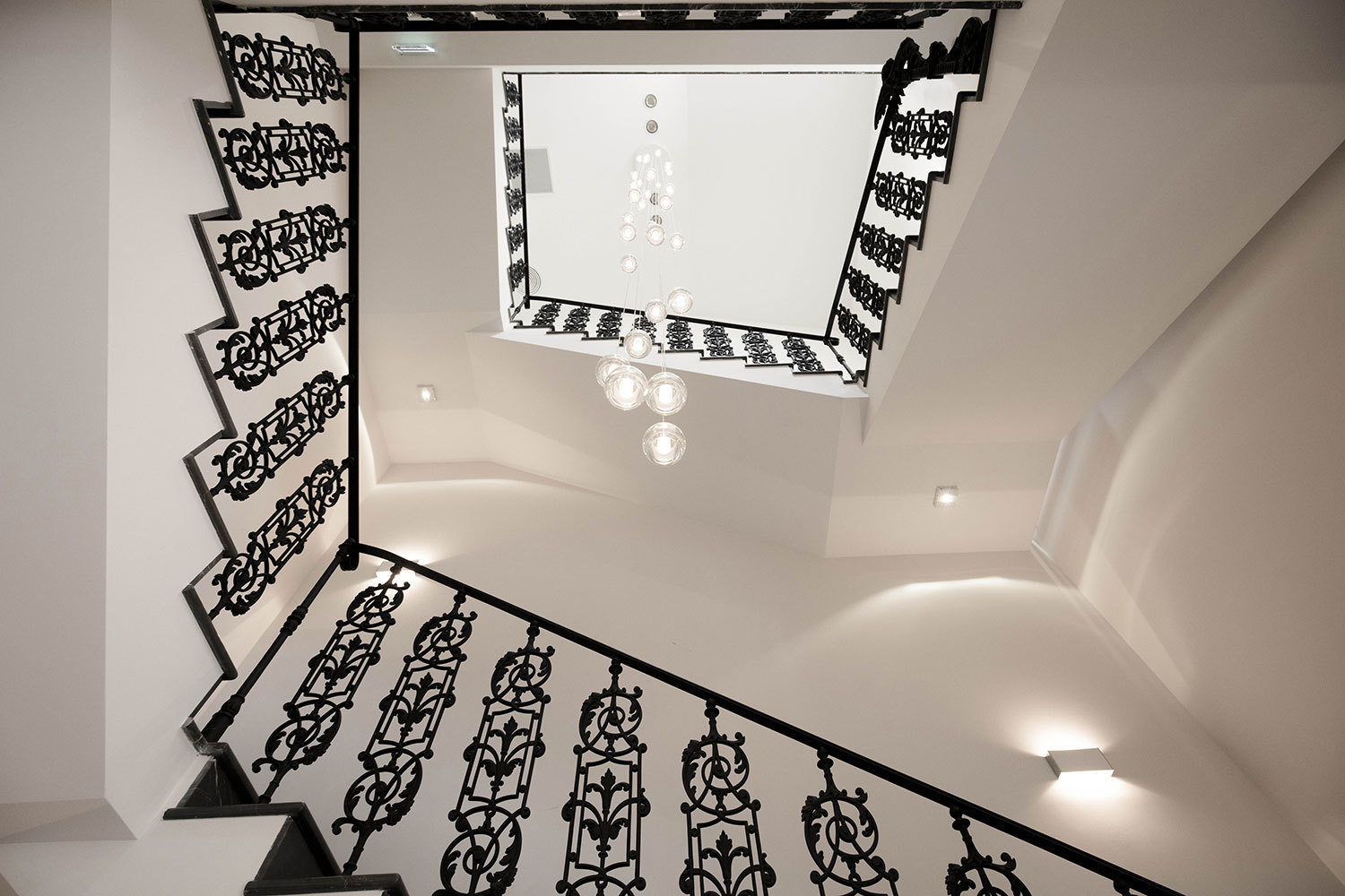 Verifica Accesorii Fabbian Multispot F32 rozetă pătrată - F32 M23 01 Accesorii Fabbian Multispot F32 rozetă pătrată - F32 M23 01
