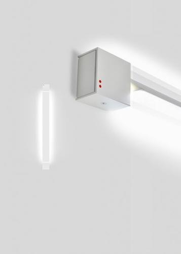 Verifica Lampă de perete Fabbian Pivot F39 23W 2700K - Alb - F39 G02 01